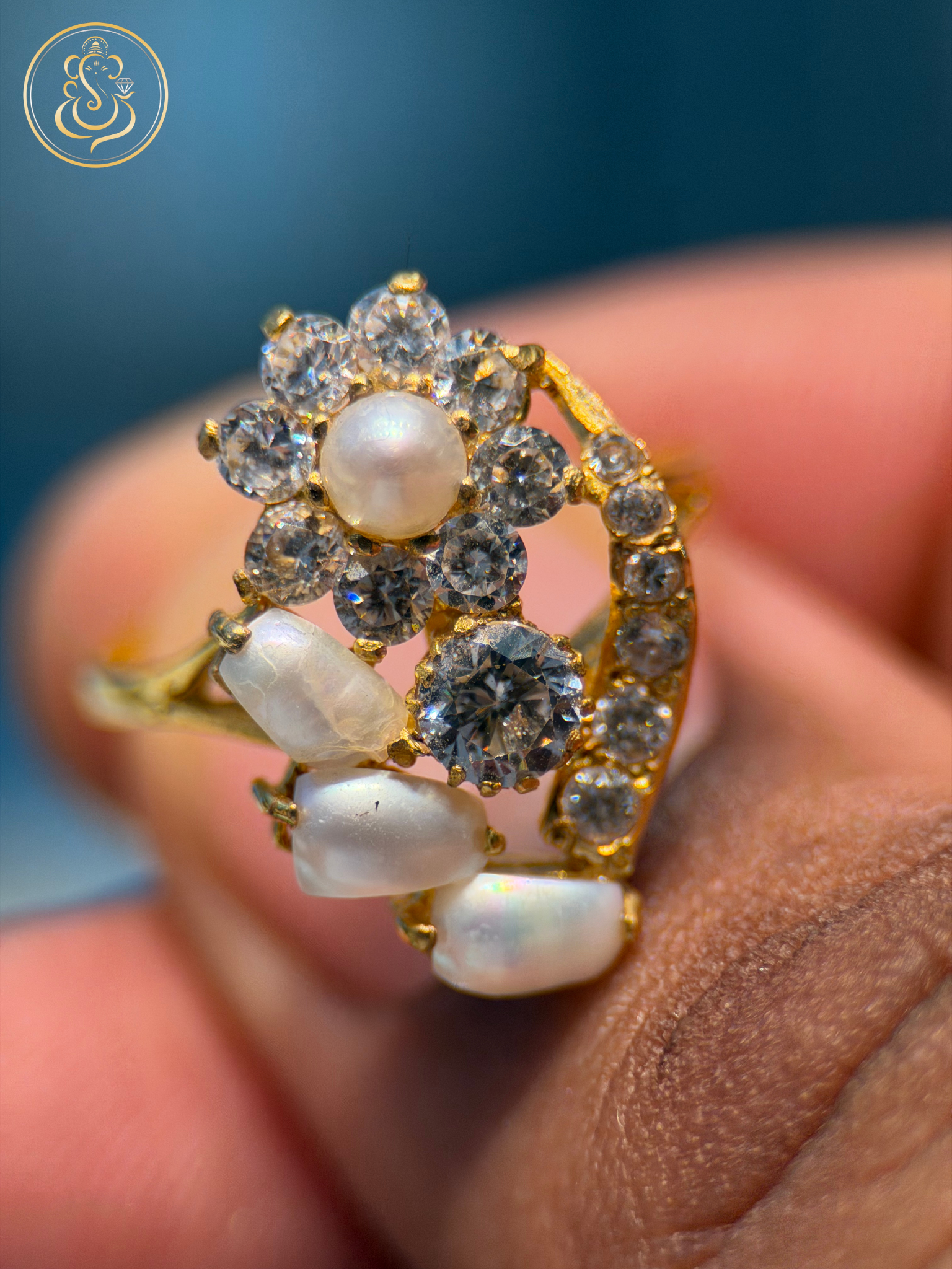 22KT Gold Ladies Ring with CZ & Synthetic Pearls