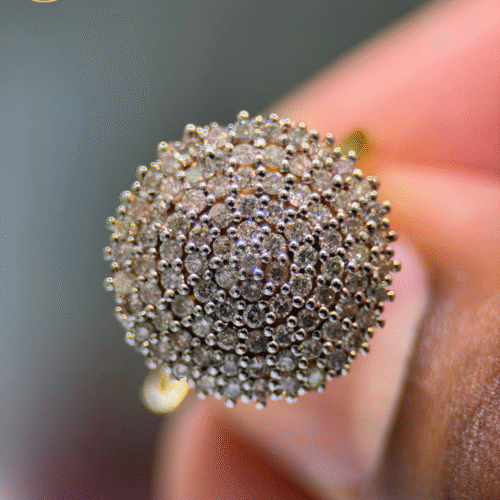 natrual diamond ring 18kt